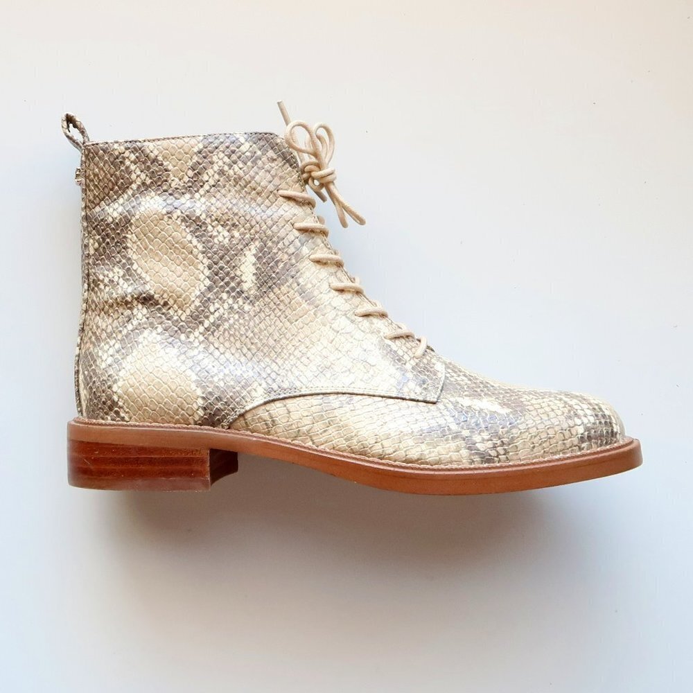 Like New Sam Edelman Nina Snakeskin Lace Up Ankle Boots/Booties Size 8. - Picture 9 of 16